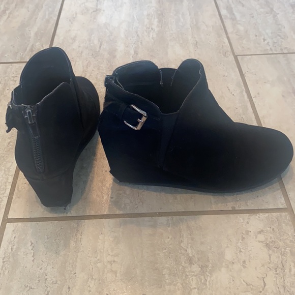 Girls black ankle boots size 3 - Picture 2 of 5
